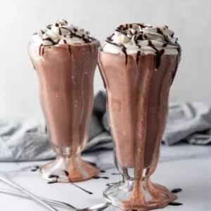 Chocolate milk shake