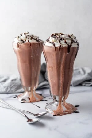 Chocolate milk shake